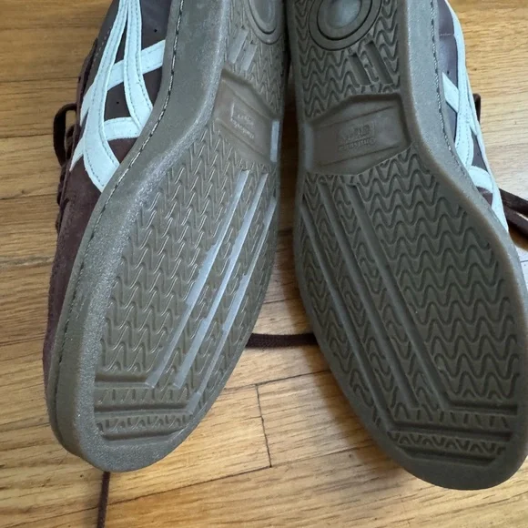 Onitsuka Tiger by Asics Men's Chocolate and Cream Sneakers - Picture 3 of 4